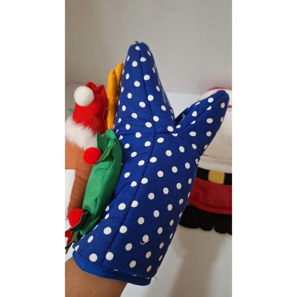 Set of 2 Vintage Novelty Reindeer/Santa 3D Oven Mitt Pot Holder Winfield Trading